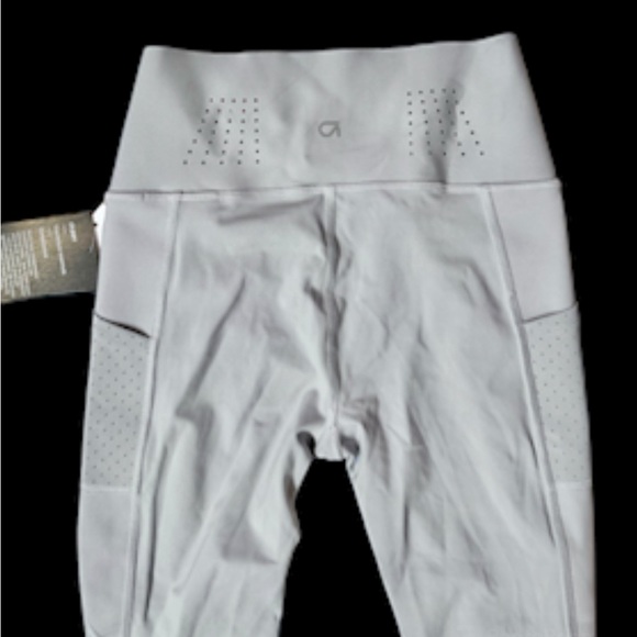 New Tags NWT Gap Gapfit Revolution high rise gray 7/8 leggings women’s size XS - Picture 5 of 6